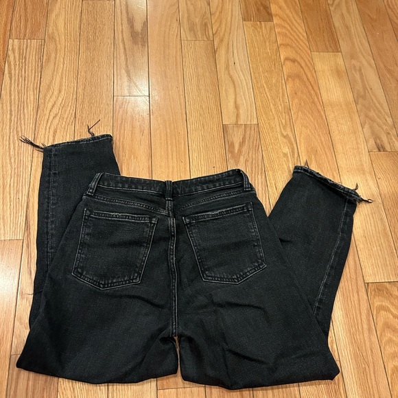 Abercrombie Mom High-Rise Jean - Picture 6 of 6